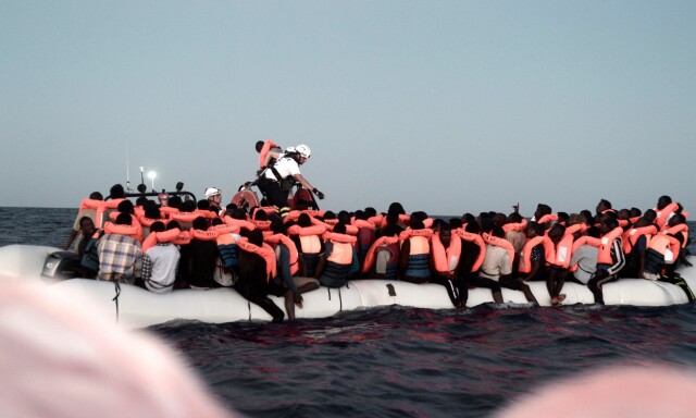 Spania redder EU i politisk havsnød